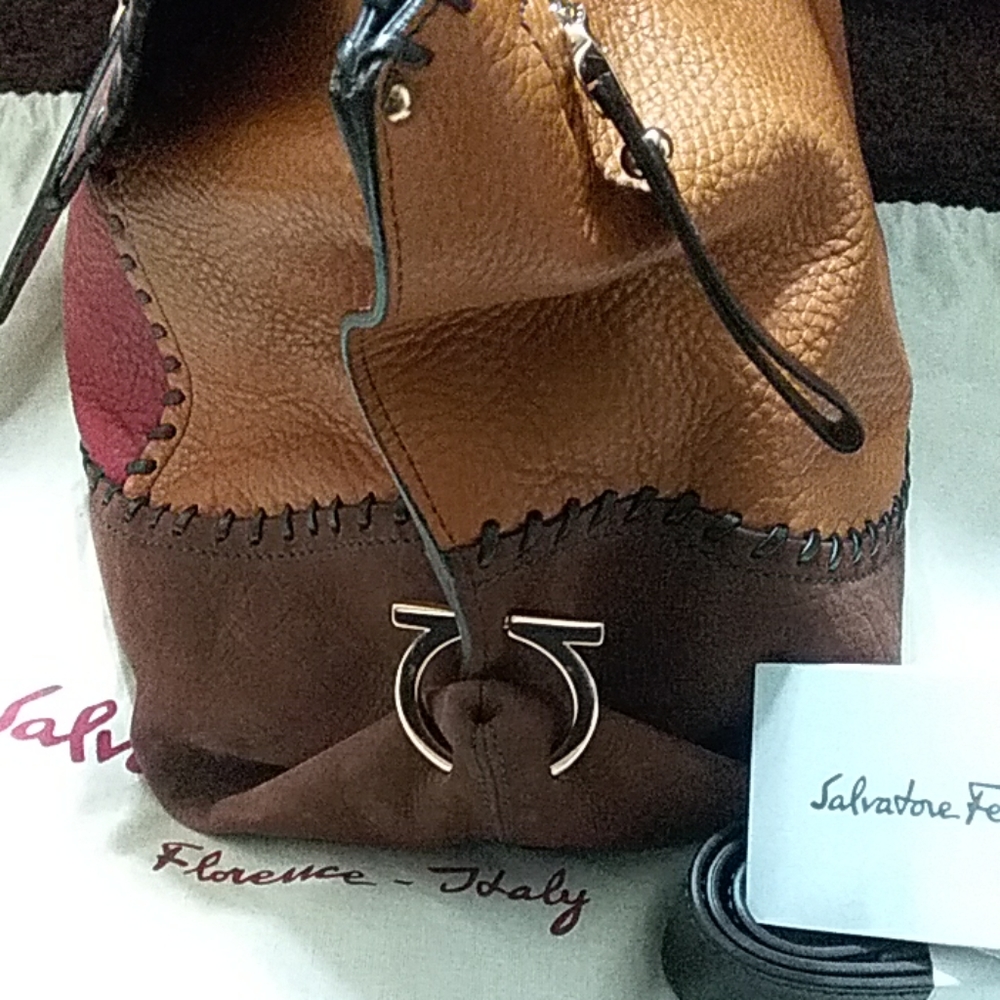 Purse - Picture 4 of 4